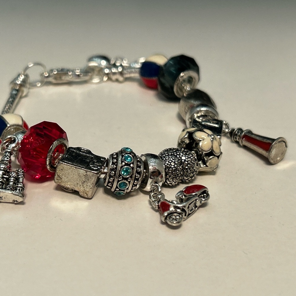 Bracelet - Picture 2 of 9